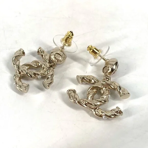 CHANEL Pink Pearl Logo Earrings